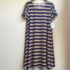 NWT LulaRoe M Carly